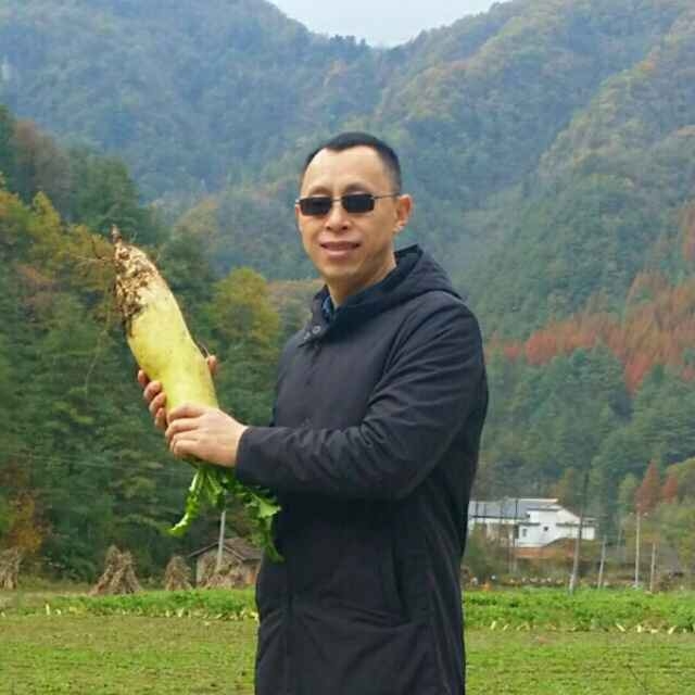 墨迹男的第一张照片--莆田婚介网