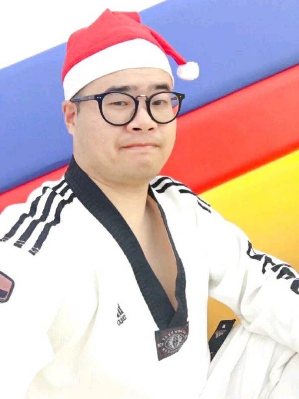 何当重相见的第一张照片--莆田婚介网