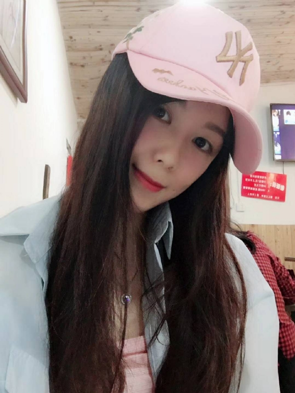 丹丹的第三张照片--莆田婚介网