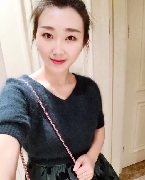 小妮的第三张照片--莆田婚介网