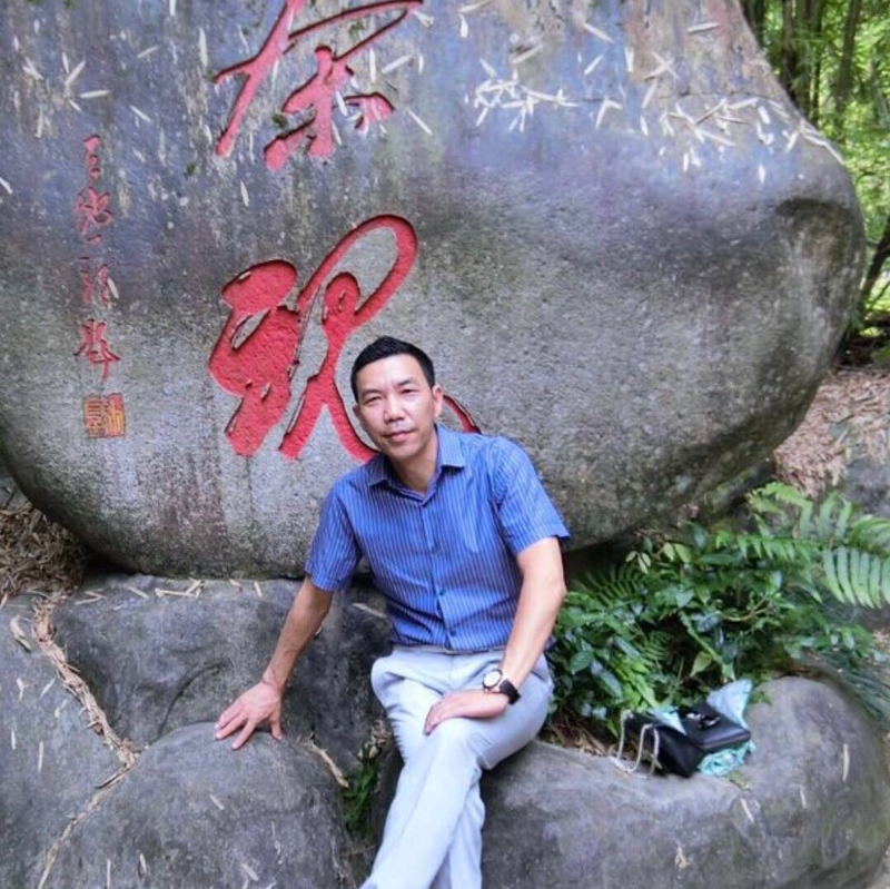 老·黄的第一张照片--莆田婚介网