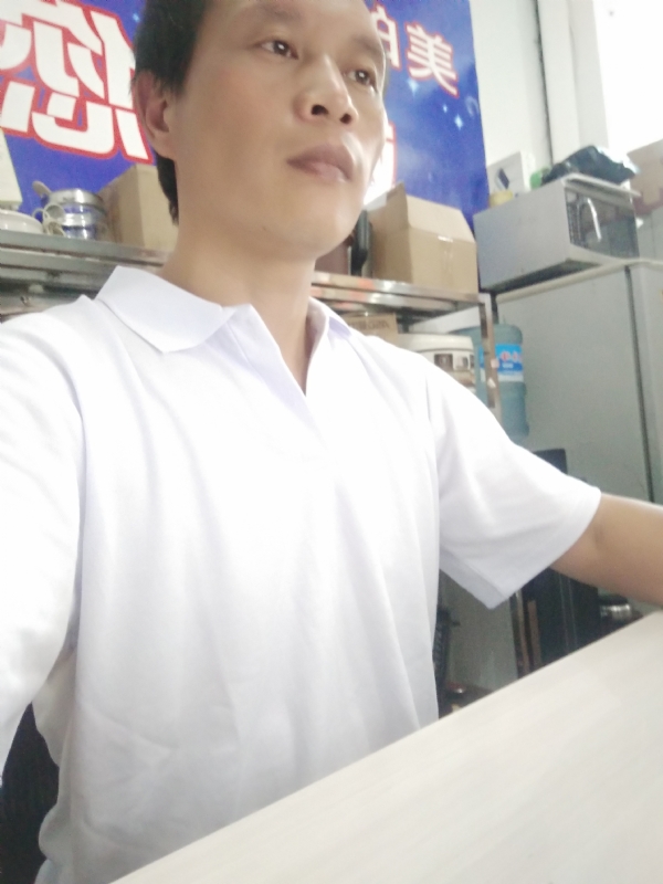 深蓝色的海的第一张照片--莆田婚介网
