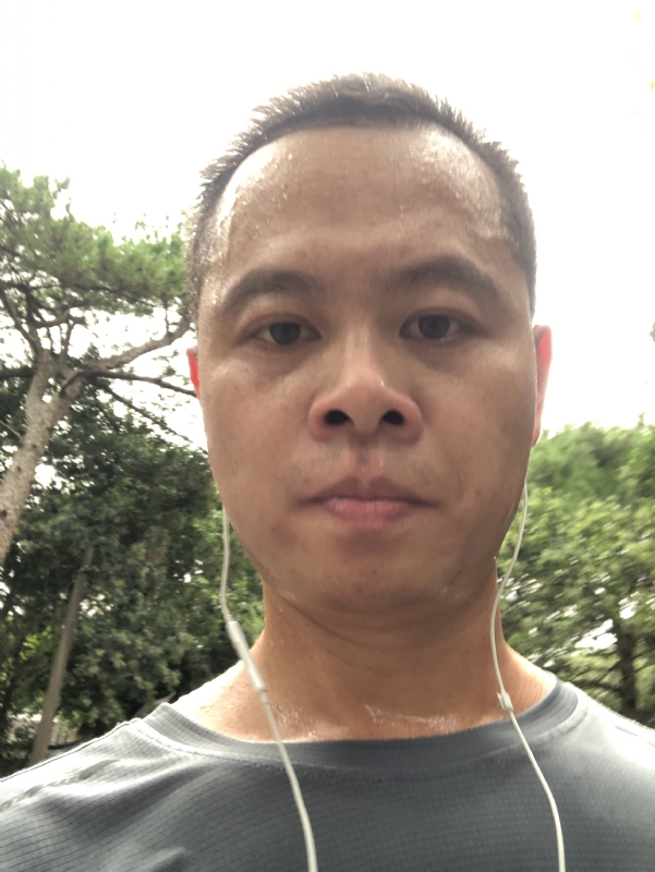 猩猩巨呃的第二张照片--莆田婚介网