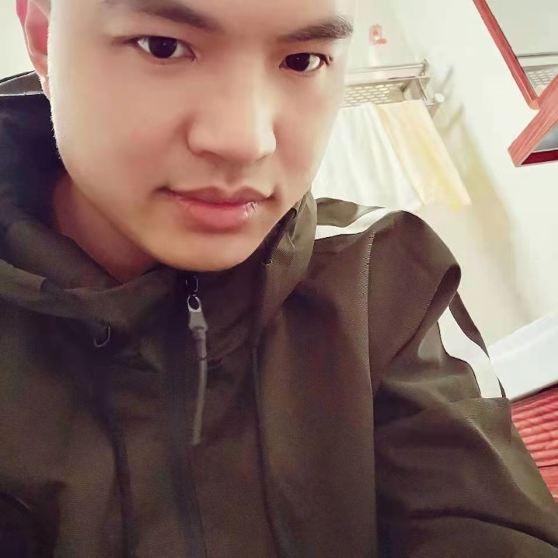 高大上的宅男的第二张照片--莆田婚介网