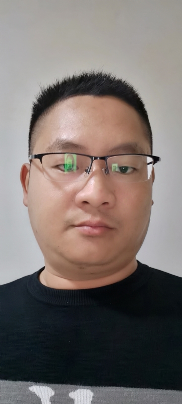 龙逍遥的第一张照片--莆田婚介网