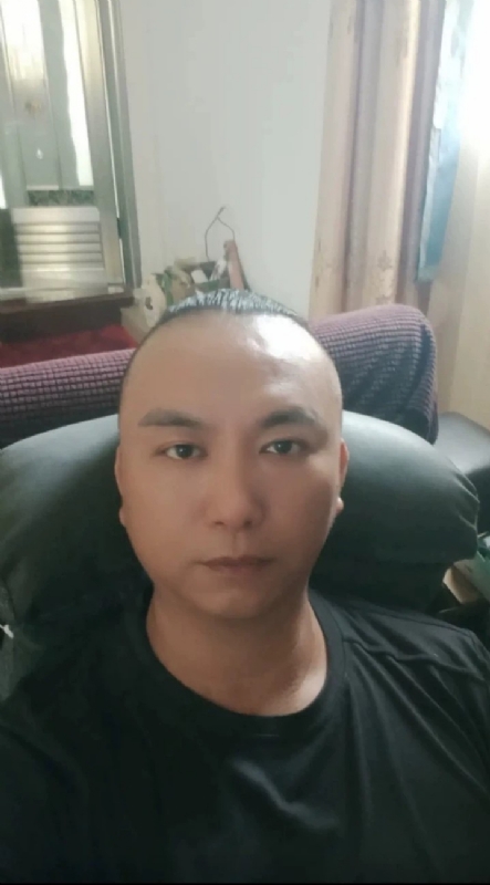 施逸森的第一张照片--莆田婚介网