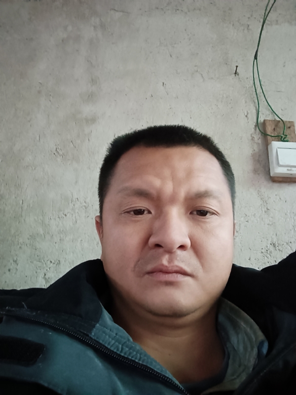 兰成龙的第二张照片--莆田婚介网