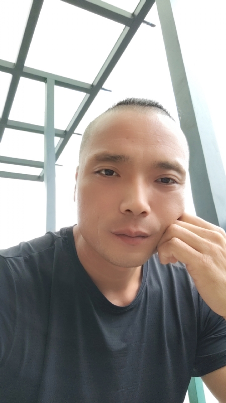 伯爵的第三张照片--莆田婚介网