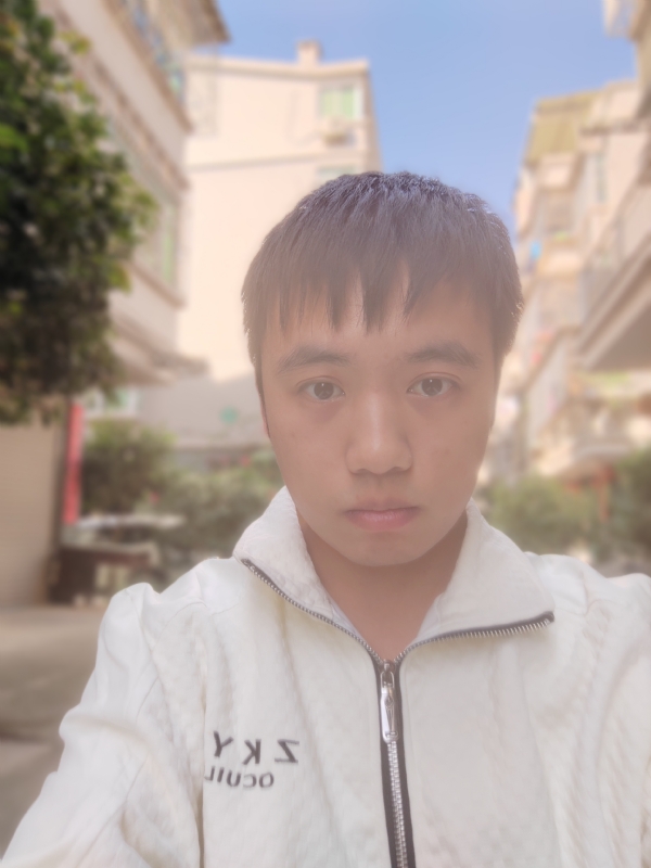 温柔的第一张照片--莆田婚介网